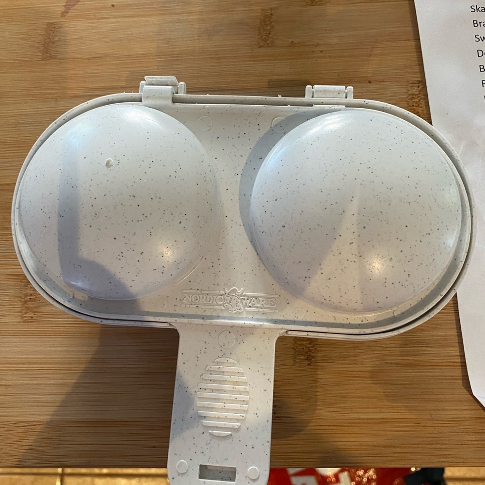 Nordic Ware Speckled White Egg Cooker